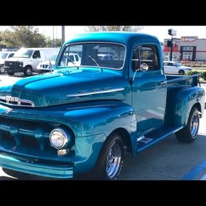 Meet your Posher, Jesus